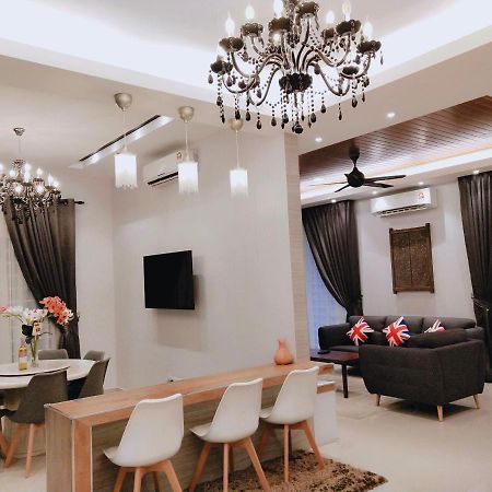 Sea Lion Kuala Selangor Semi-Detached Homestay エクステリア 写真
